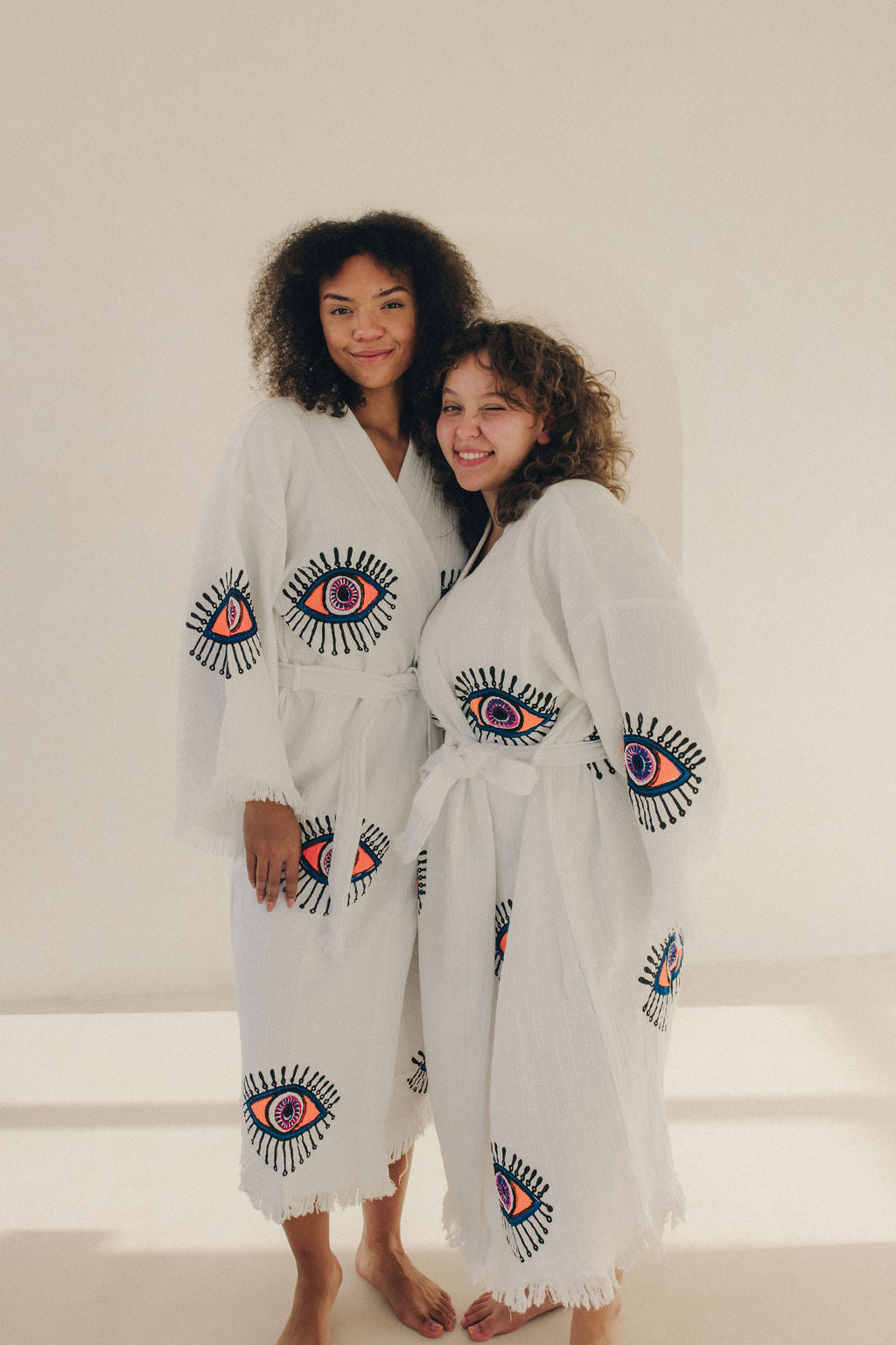 STEPHANIE robe